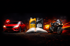 ¿Cómo saber qué aceite usa mi carro o moto si no tengo el manual?